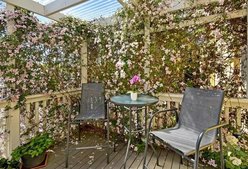 민박 Bundanoon Lodge