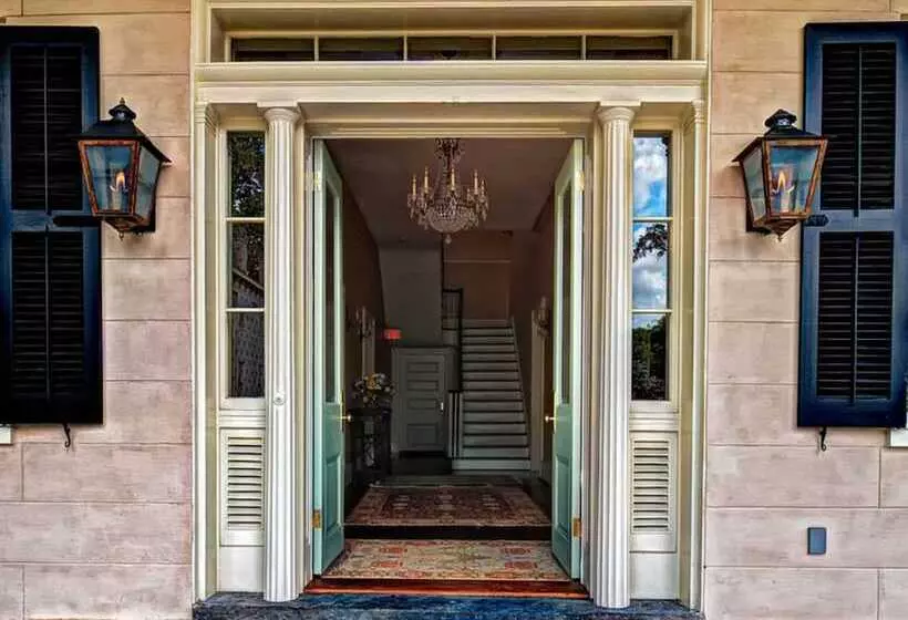 Bed and Breakfast Fort Conde Inn Mobile