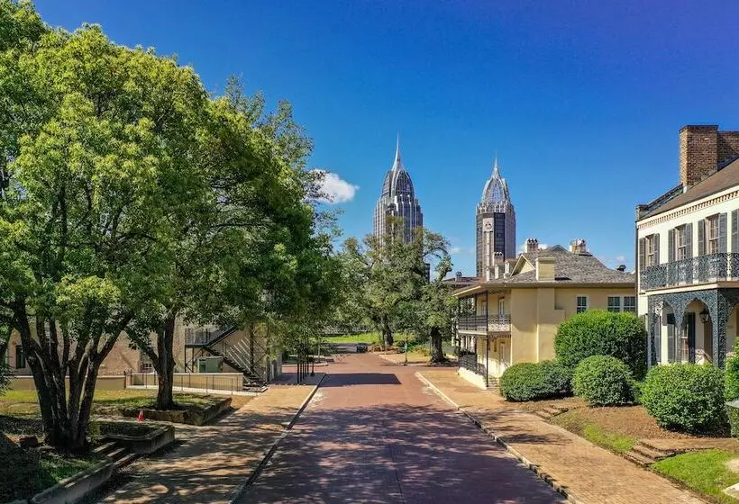 Bed and Breakfast Fort Conde Inn Mobile