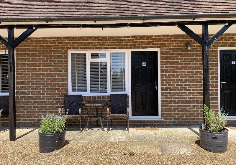 مبيت وإفطار Kings Head Inn