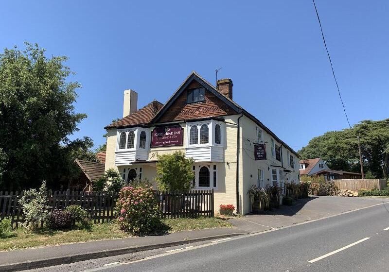 مبيت وإفطار Kings Head Inn