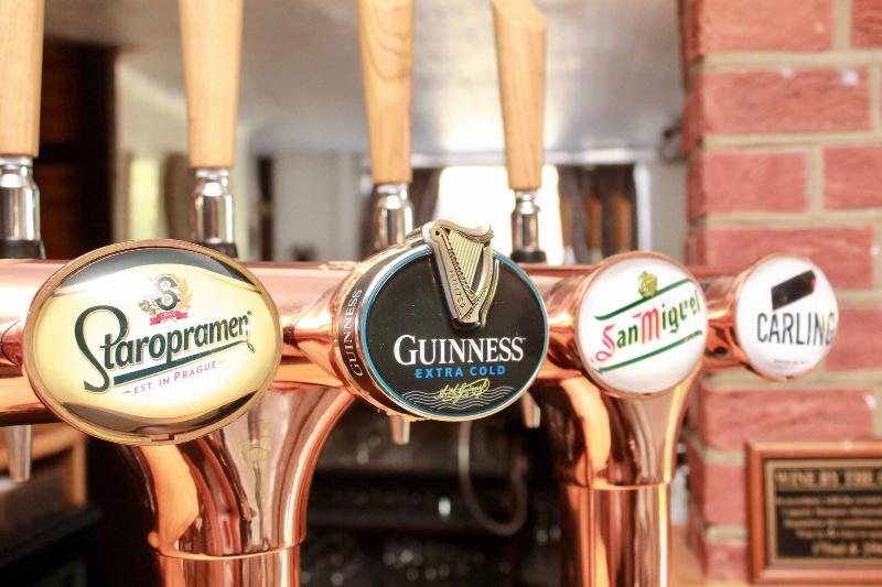 مبيت وإفطار Kings Head Inn