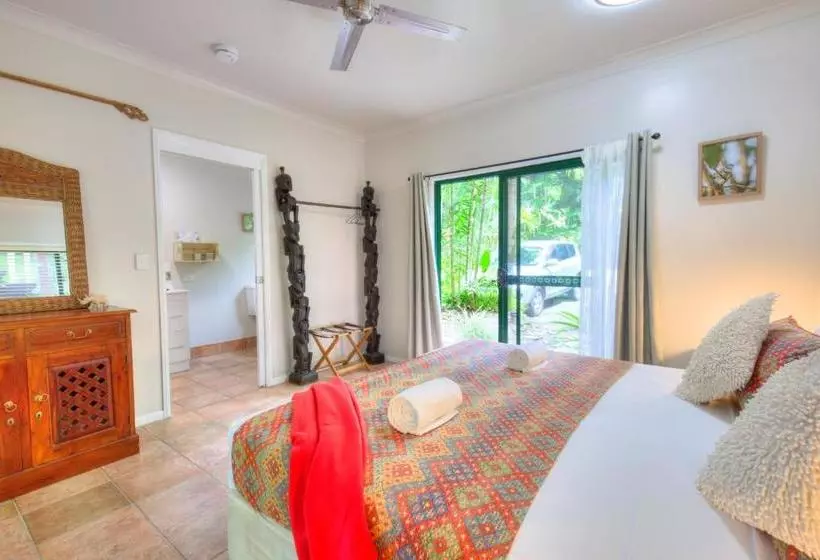 Bed and Breakfast Red Mill House In Daintree