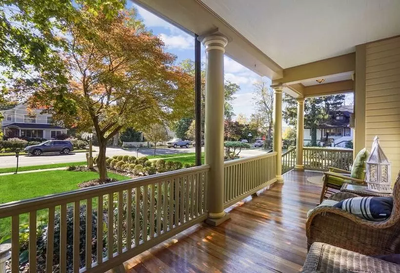 Bed and Breakfast Debary Inn