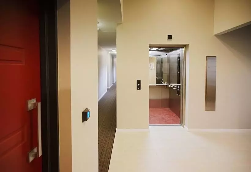 Charlestown Executive Apartments