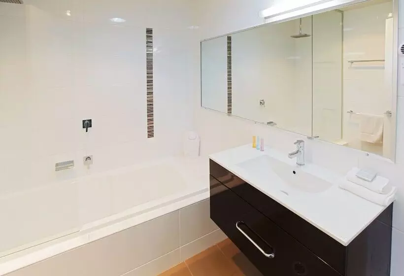 Charlestown Executive Apartments