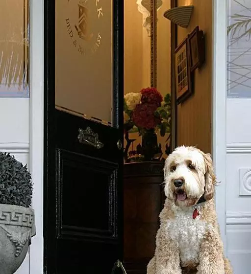 Eden Park Bed And Breakfast Inn