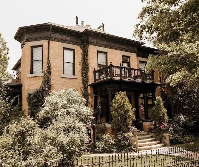 Ellerbeck Bed & Breakfast