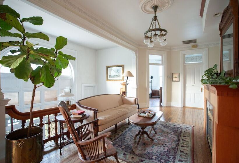 Ellerbeck Bed & Breakfast