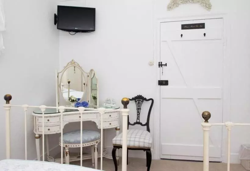 Flint Cottage Bed And Breakfast