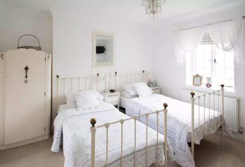 Flint Cottage Bed And Breakfast