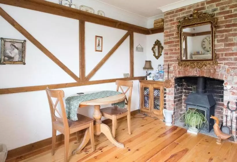 Flint Cottage Bed And Breakfast