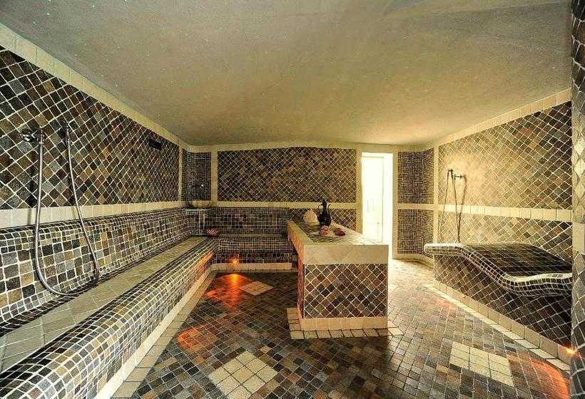 ホテル Agriturismo Borgo Mocale