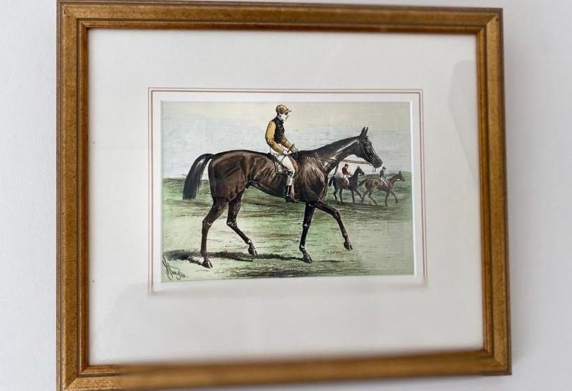 호텔 The Horse And Jockey