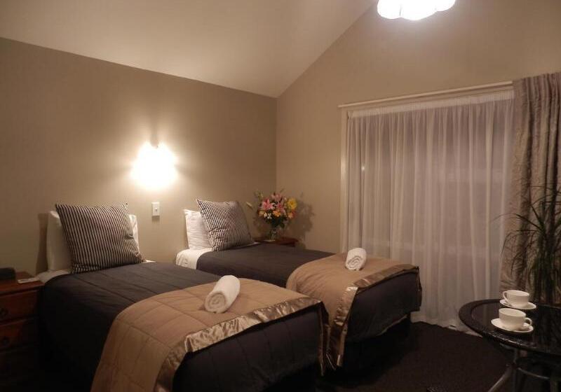 فندق Lake Wanaka Lodge