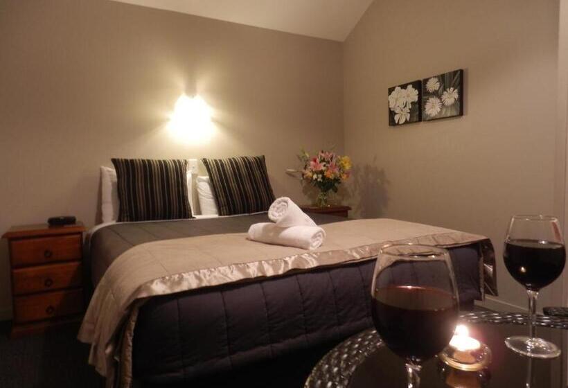 فندق Lake Wanaka Lodge