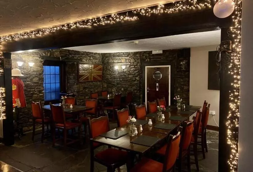 Отель The Mary Tavy Inn