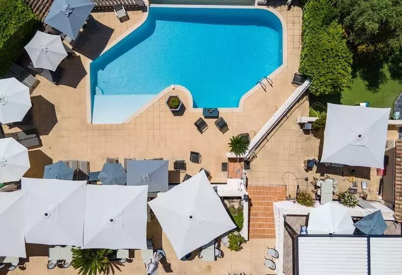 ホテル Perla Riviera