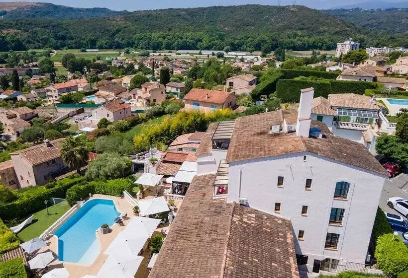 ホテル Perla Riviera