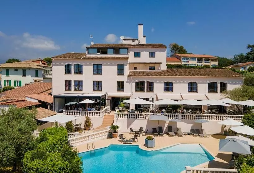 ホテル Perla Riviera