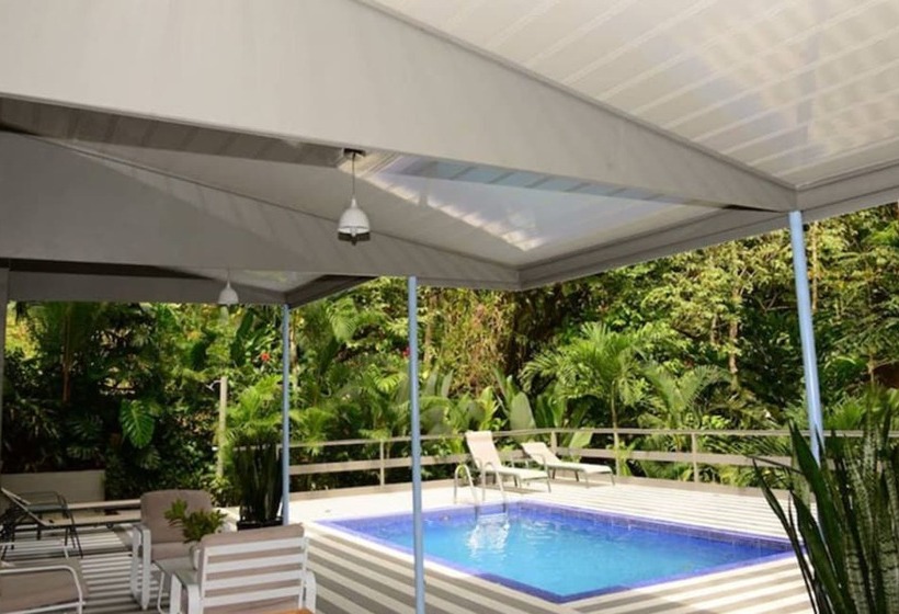 בית מלון כפרי Plaza Yara