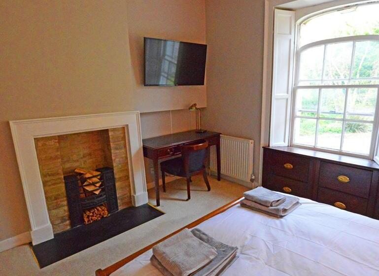 فندق Rounceval House