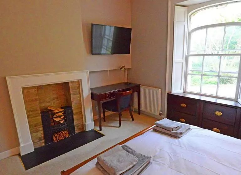 ホテル Rounceval House