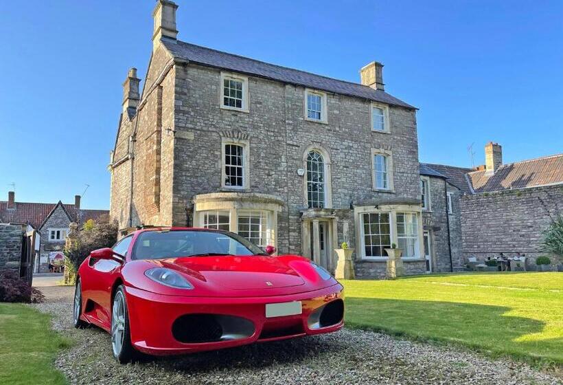 فندق Rounceval House