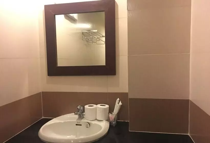 בית מלון כפרי Star Wood Inn