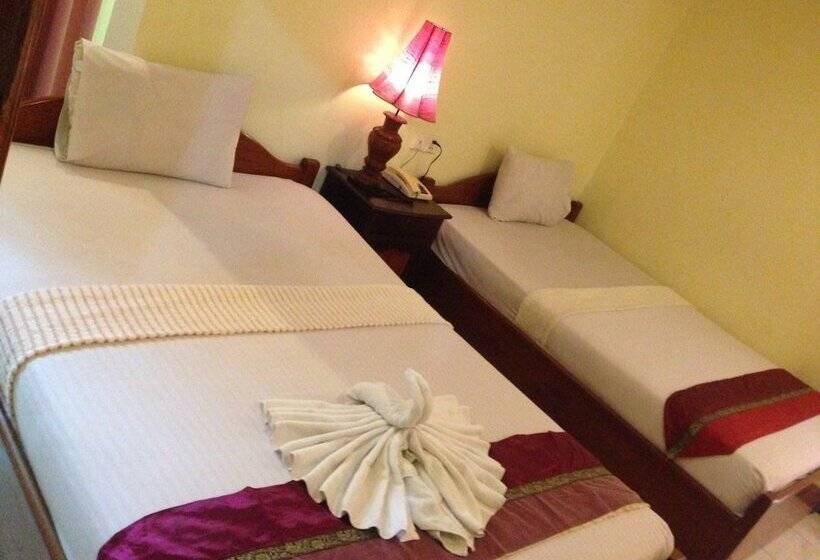 בית מלון כפרי Star Wood Inn