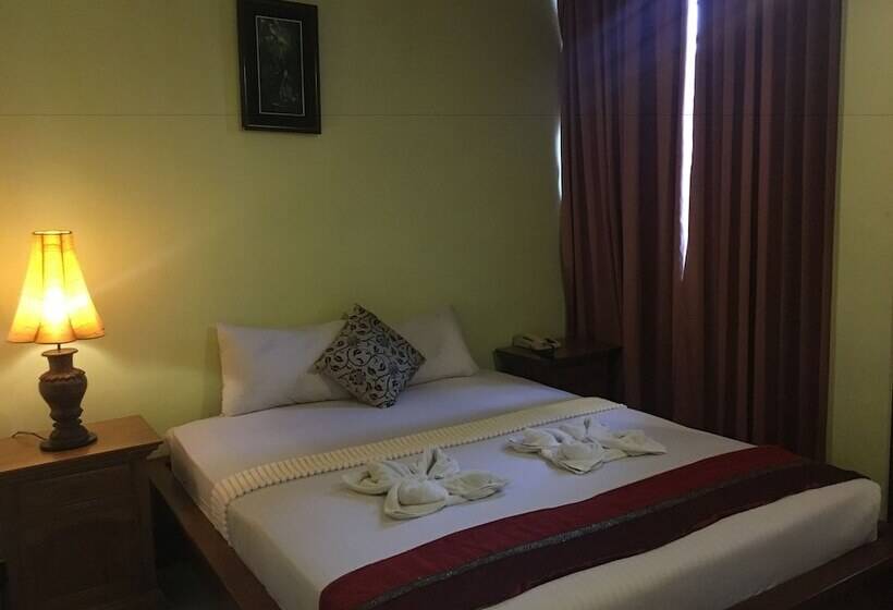 בית מלון כפרי Star Wood Inn