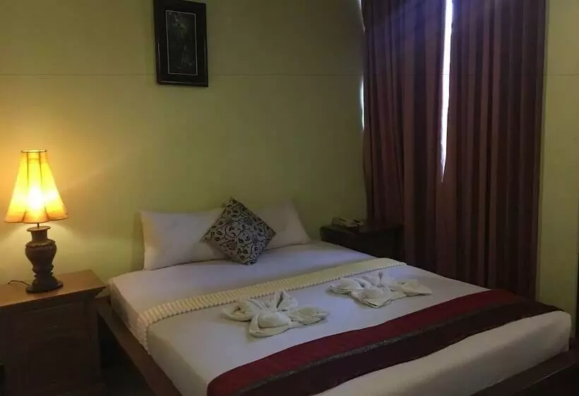 בית מלון כפרי Star Wood Inn