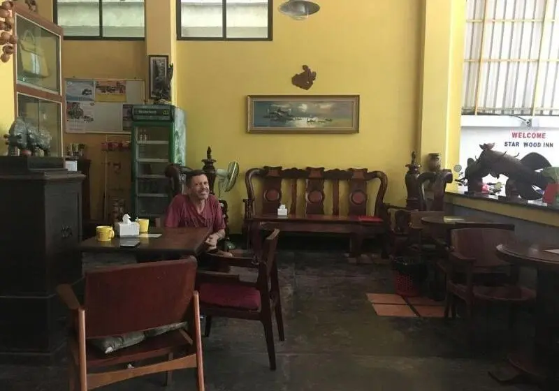 ホテル Star Wood Inn
