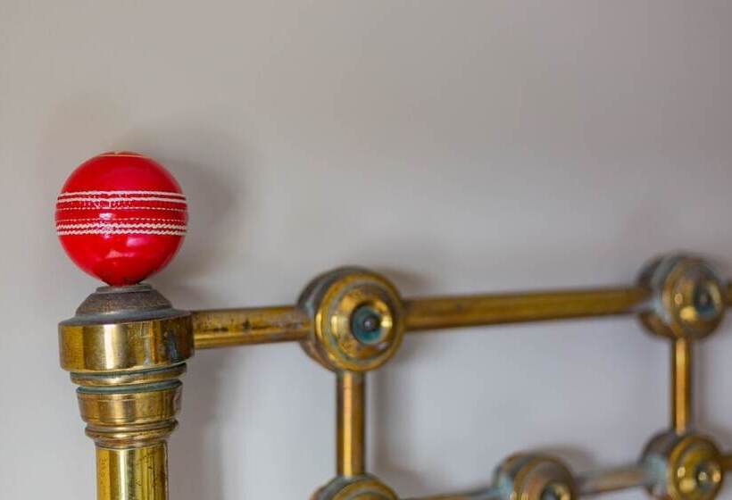 فندق The Cricketers Inn