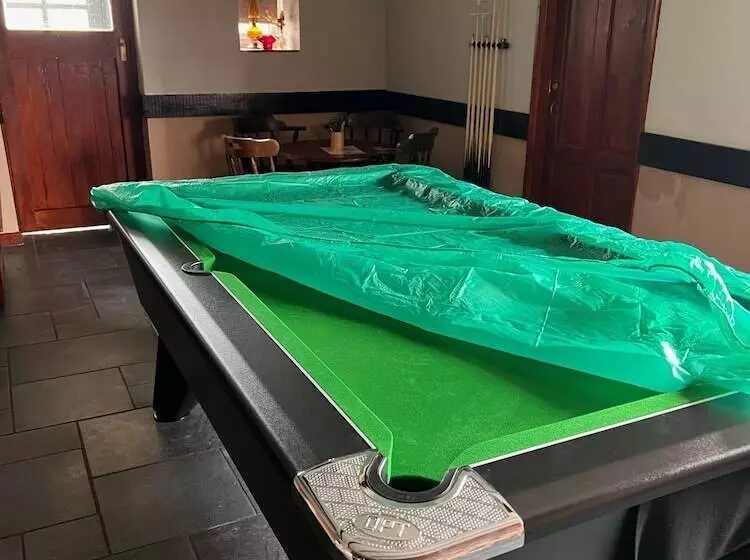 בית מלון כפרי The Malt Shovel Inn