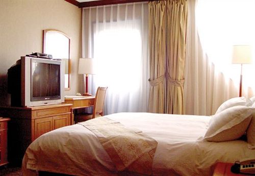 酒店 Warner International Golf Club, Tianjin