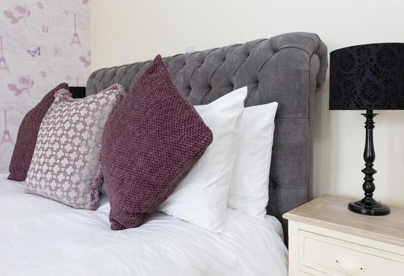 فندق Wellington Inn