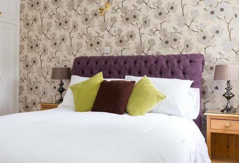 فندق Wellington Inn