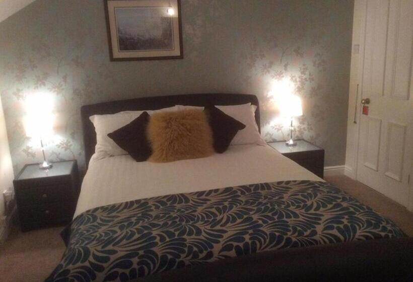 فندق Wellington Inn