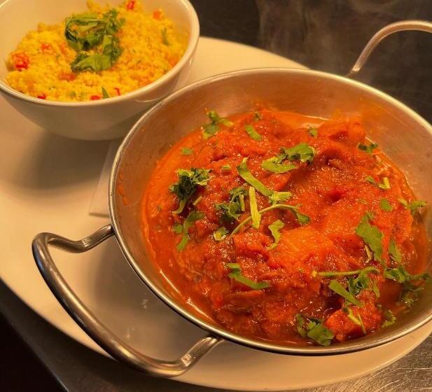 فندق Wellington Inn