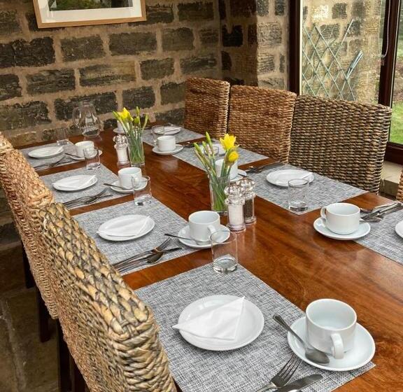 فندق Wellington Inn