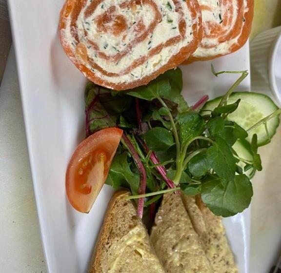 فندق Wellington Inn