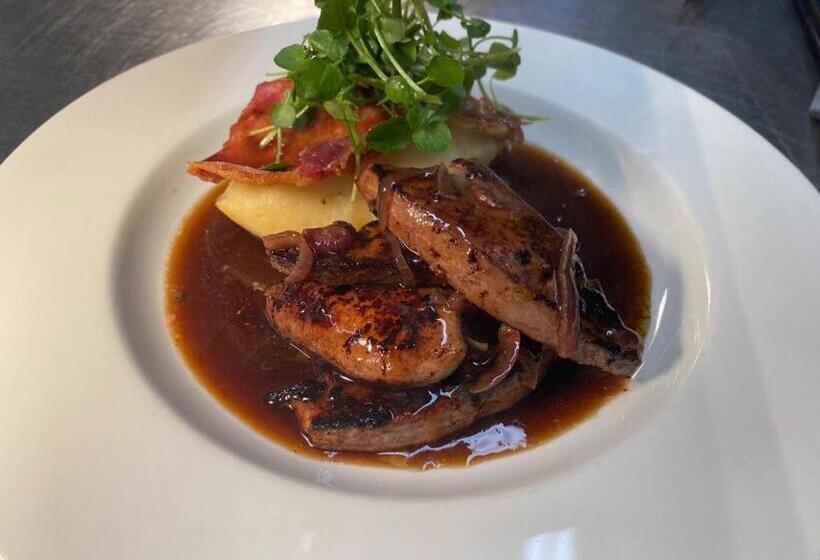 فندق Wellington Inn