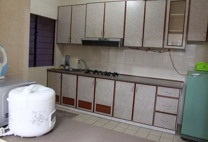 Jack's Condo Apartment