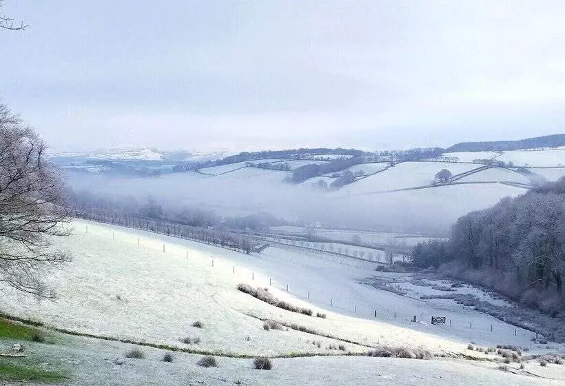 Lobhill Farmhouse Bed And Breakfast And Self Catering Accommodation