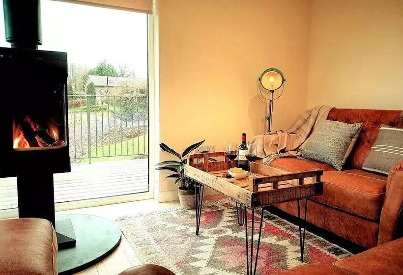 Lobhill Farmhouse Bed And Breakfast And Self Catering Accommodation