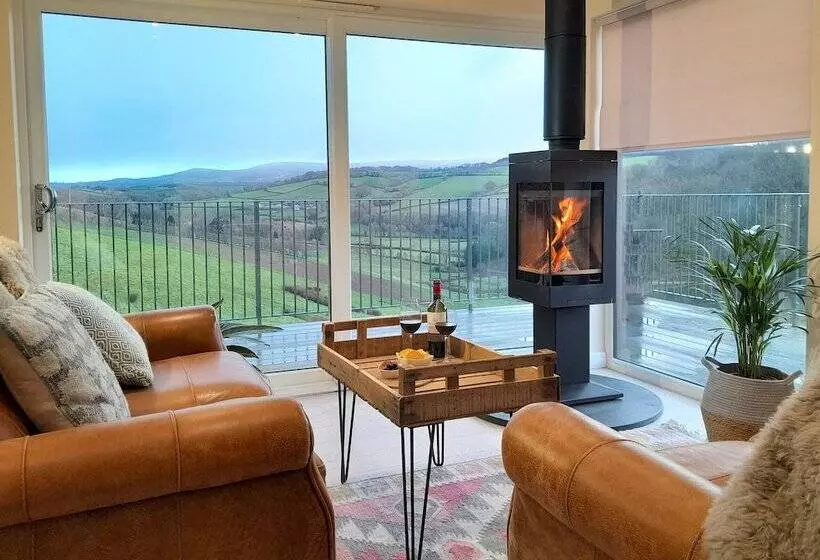 Lobhill Farmhouse Bed And Breakfast And Self Catering Accommodation