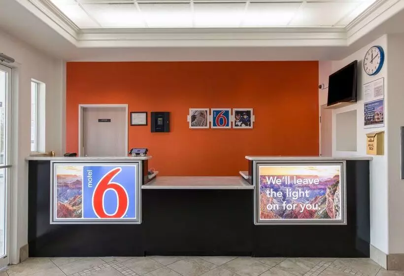 Motel 6san Antonio, Tx  Downtown  Alamo Dome