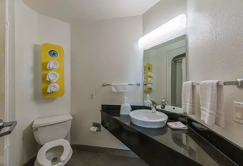 Motel 6san Antonio, Tx  Downtown  Alamo Dome