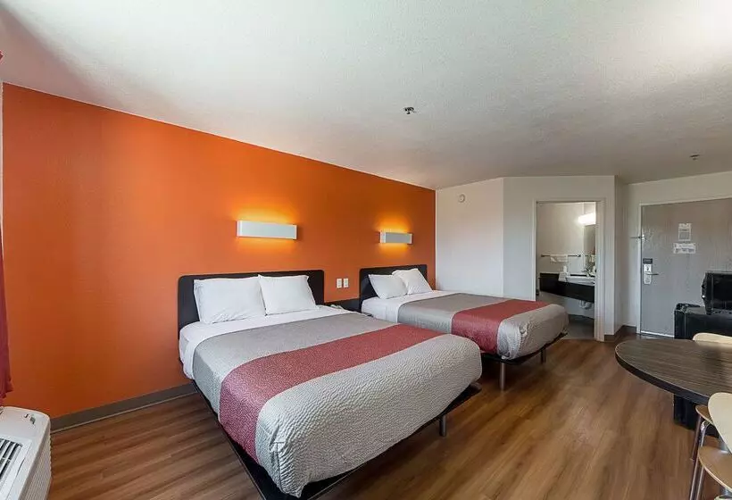 Motel 6san Antonio, Tx  Downtown  Alamo Dome